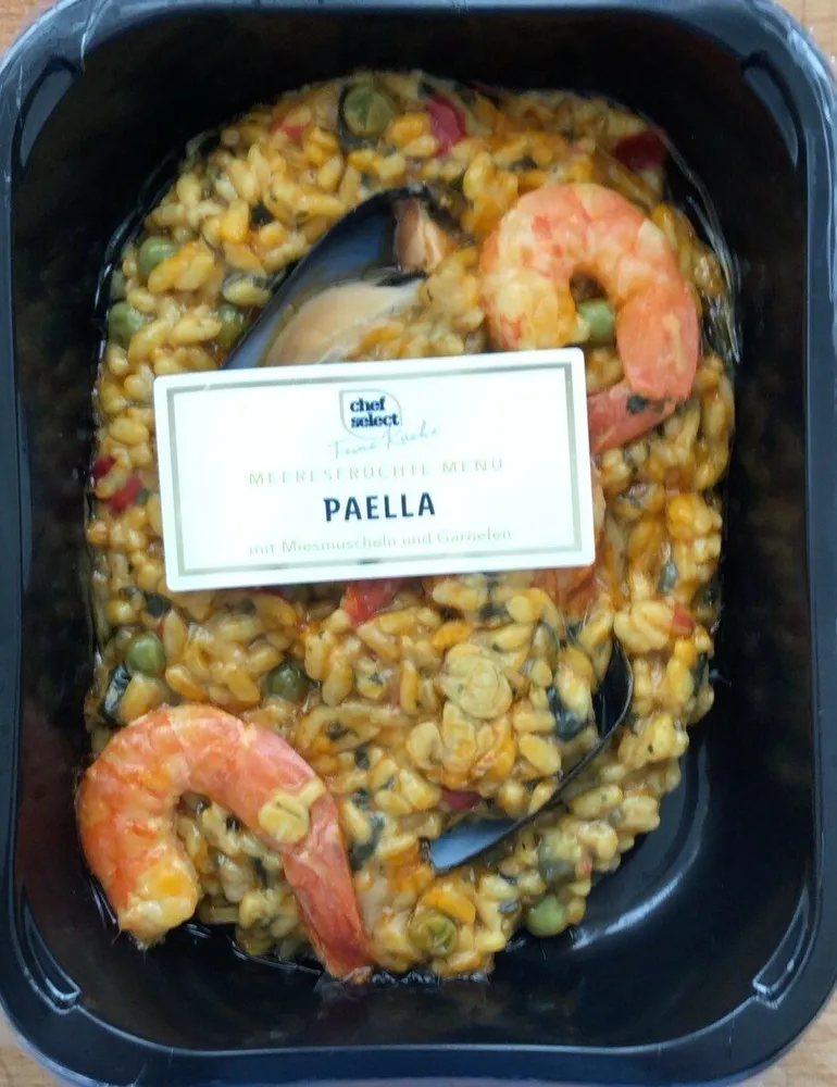Pealla mit Miesmuscheln und Garnelen