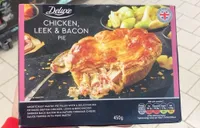 Chicken, leak & bacin pie