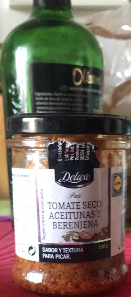 Tomate seco aceitunas y berenjena