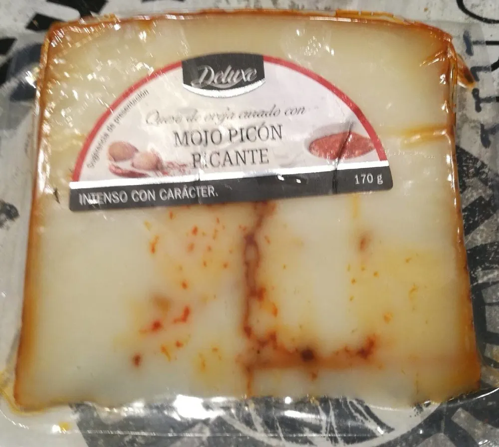 Queso de oveja curado con mojo picón pocante