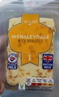 Wensleydale with apricots