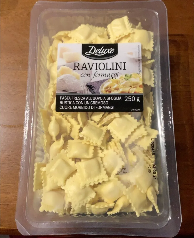 Raviolini con formaggio