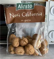 Noci california in guscio