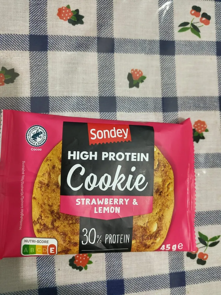 Protein cookies strawberry & lemon