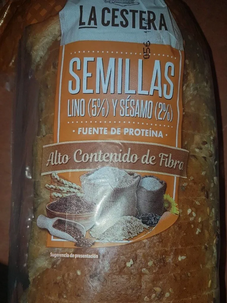 Pan de molde con semillas de lino