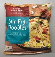Stir-fry nudle s kokosovým mlékem a citrónovou trávou