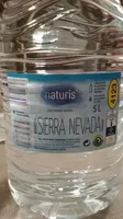 Agua mineral natural
