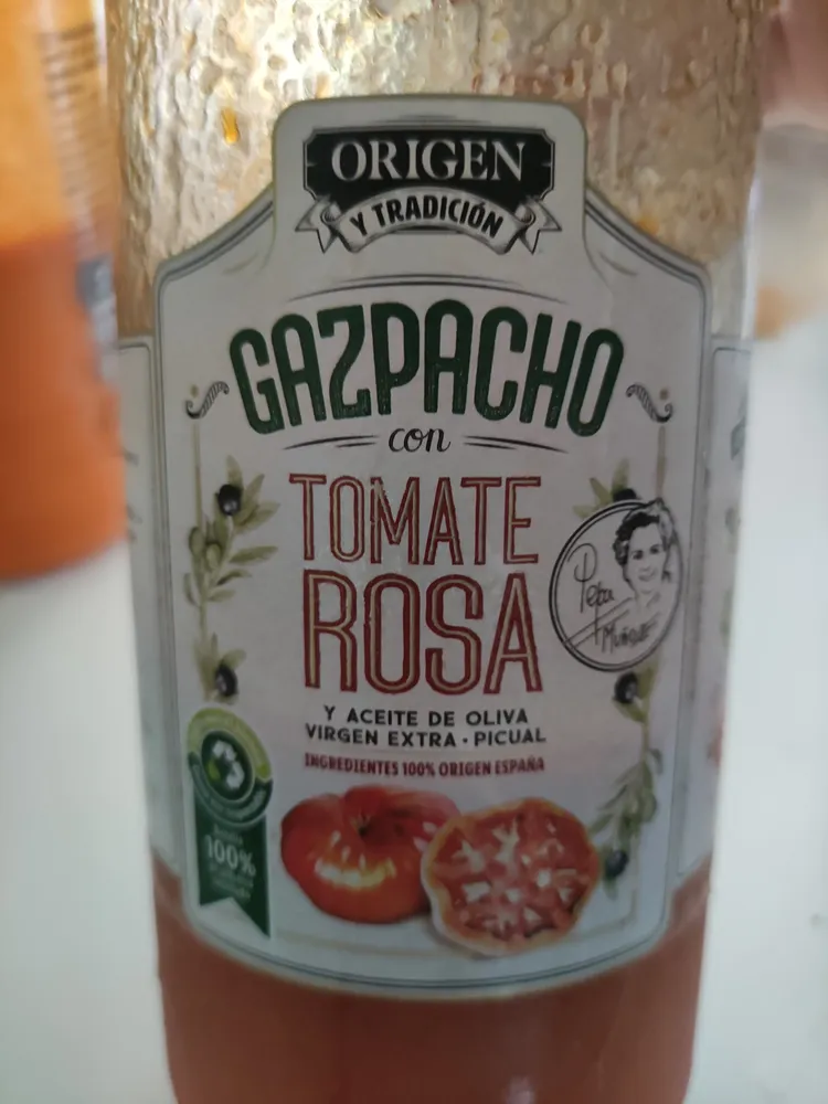 Gazpacho con tomate rosa