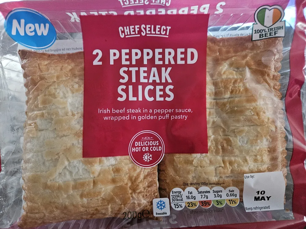 Pepper steak slices