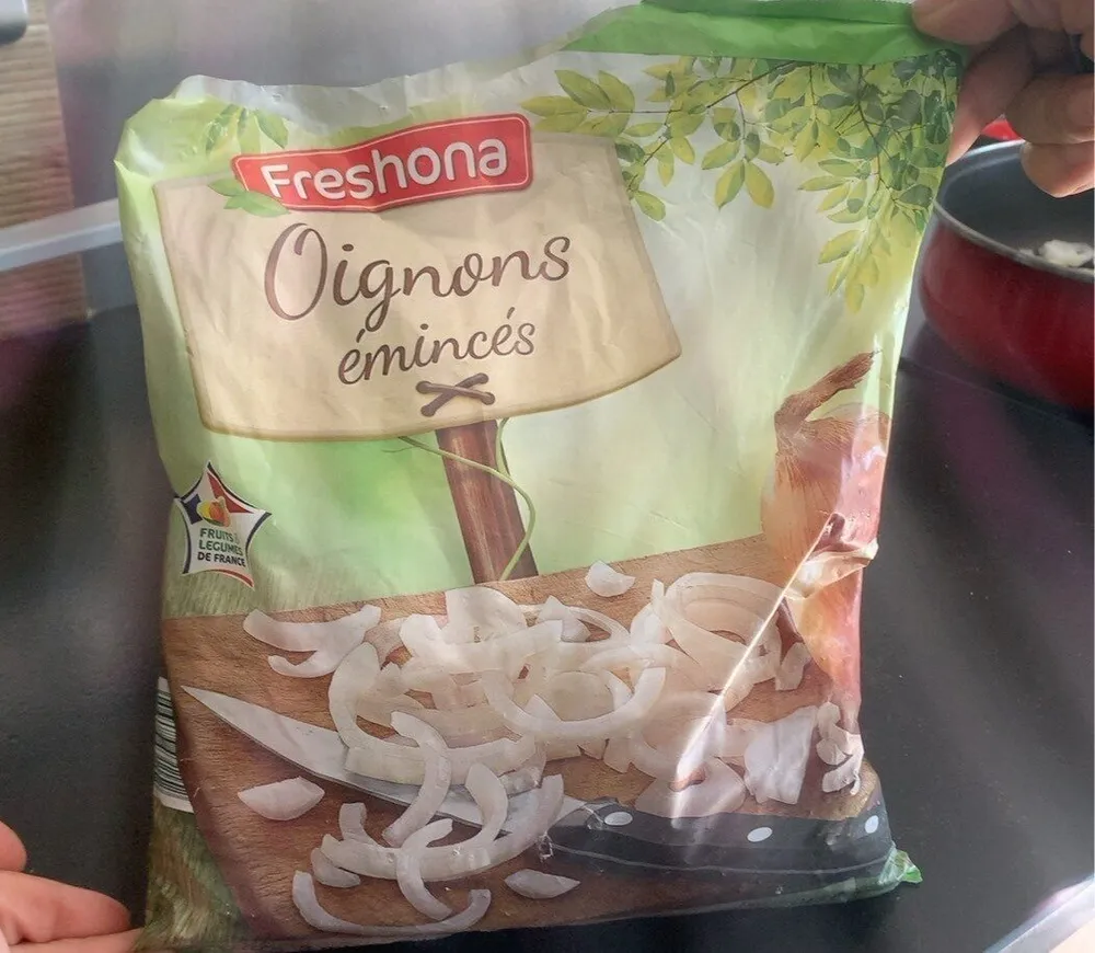 Oignons émincés