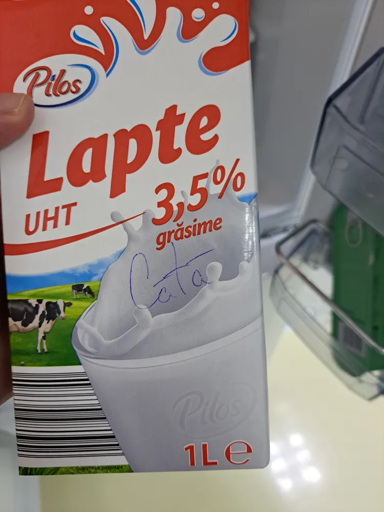 Lapte UHT 3,5% grăsime
