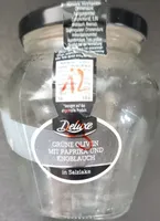 Olives vertes farcies à l'ail et au poivron rouge