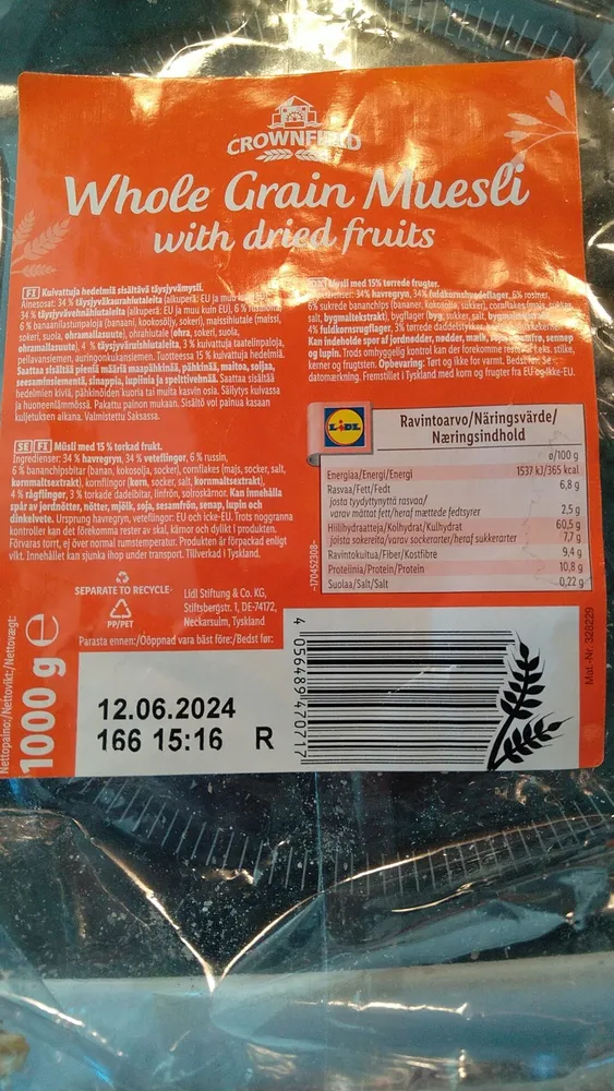 Whole Grain Muesli with dried fruits