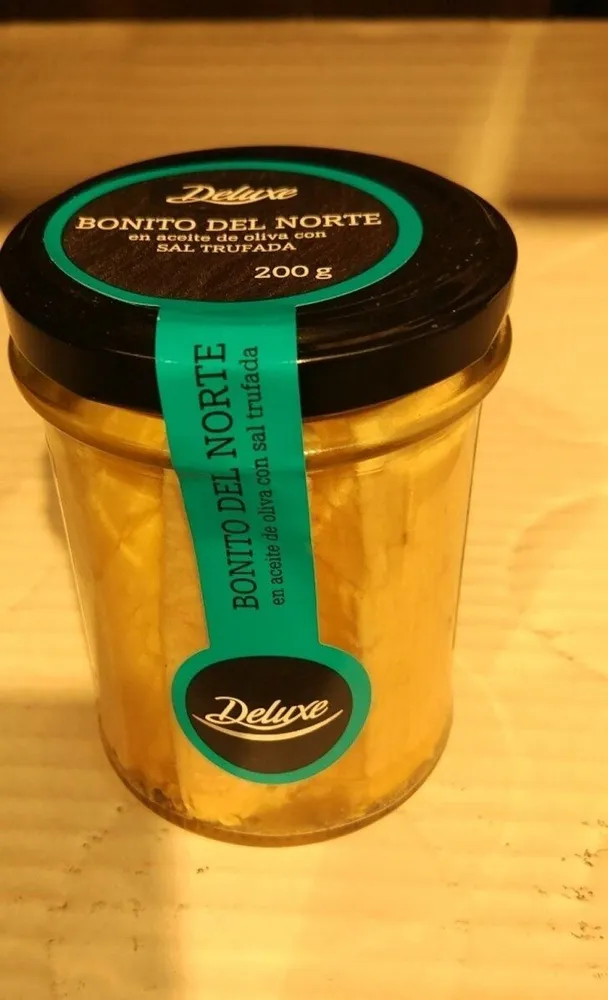 Bonito del norte en aceite de oliva con sal trufada