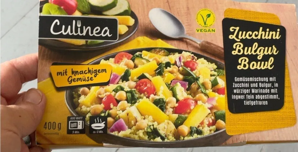 Zuchini bulgur bowl