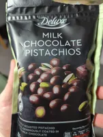 Pistachios with milk chocolate