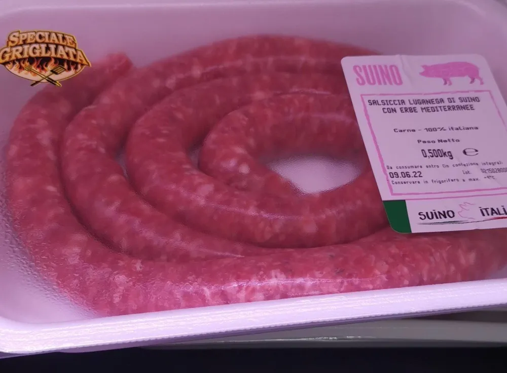 Salsiccia luganea di suino con erbe mediterranee