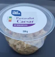 Pastasalat Caesar mit Hähnchenfleisch