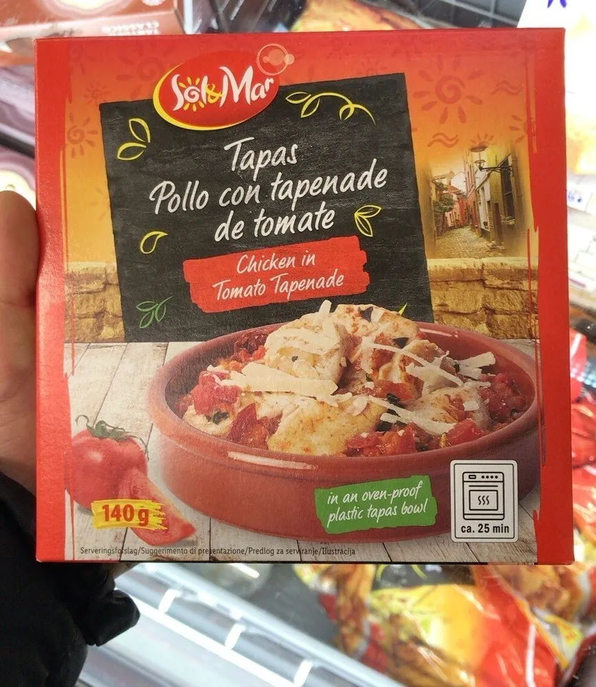 tapas pollo con tapenade de tomate