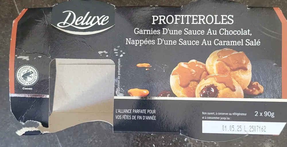 PROFITEROLES Nappées d'une sauce au caramel au beurre salé