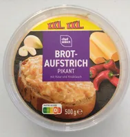 Brotaufstrich pikant mit Käse und Knoblauch