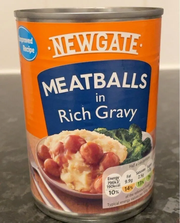 Meatballs in rich gravy