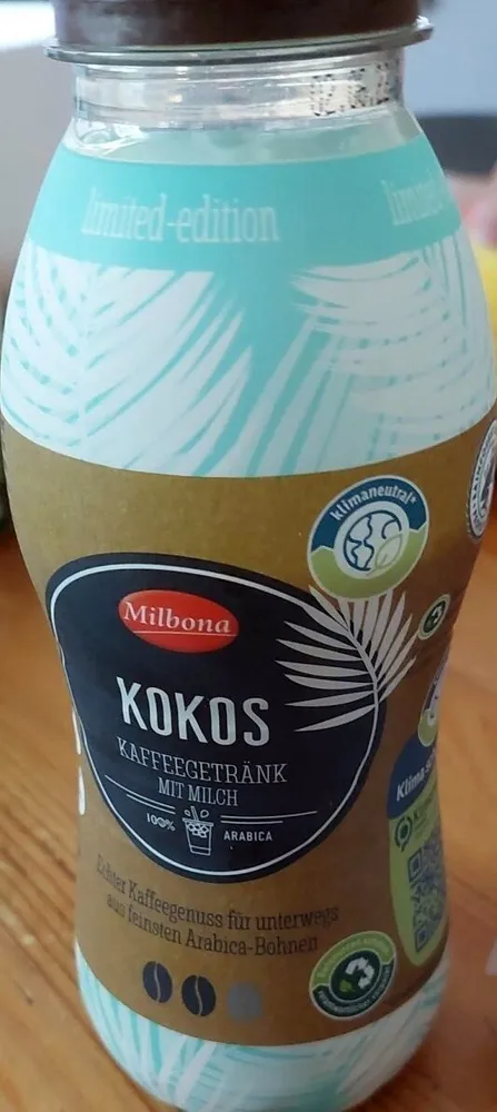 Kokos Kaffeegetränk mit Milch