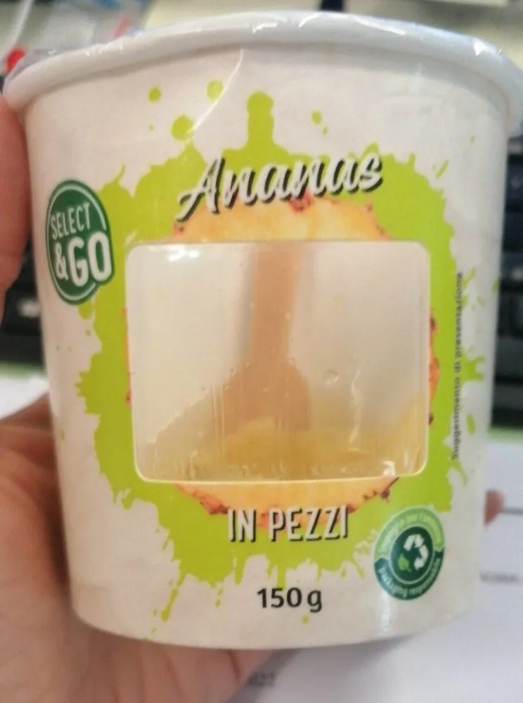 ANANAS IN PEZZI