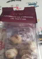 Almendras rellenas de turron