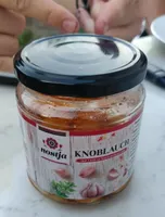 Knoblauch mit Chili in Sonnenblumenöl
