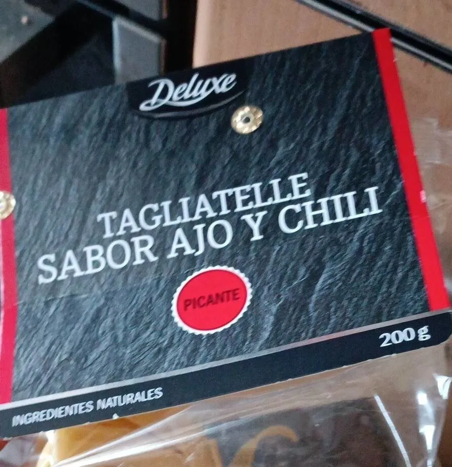 Tagliatelle sabor ajo y chili
