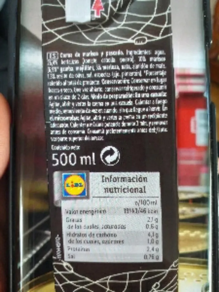 Crema de gambas y merluza