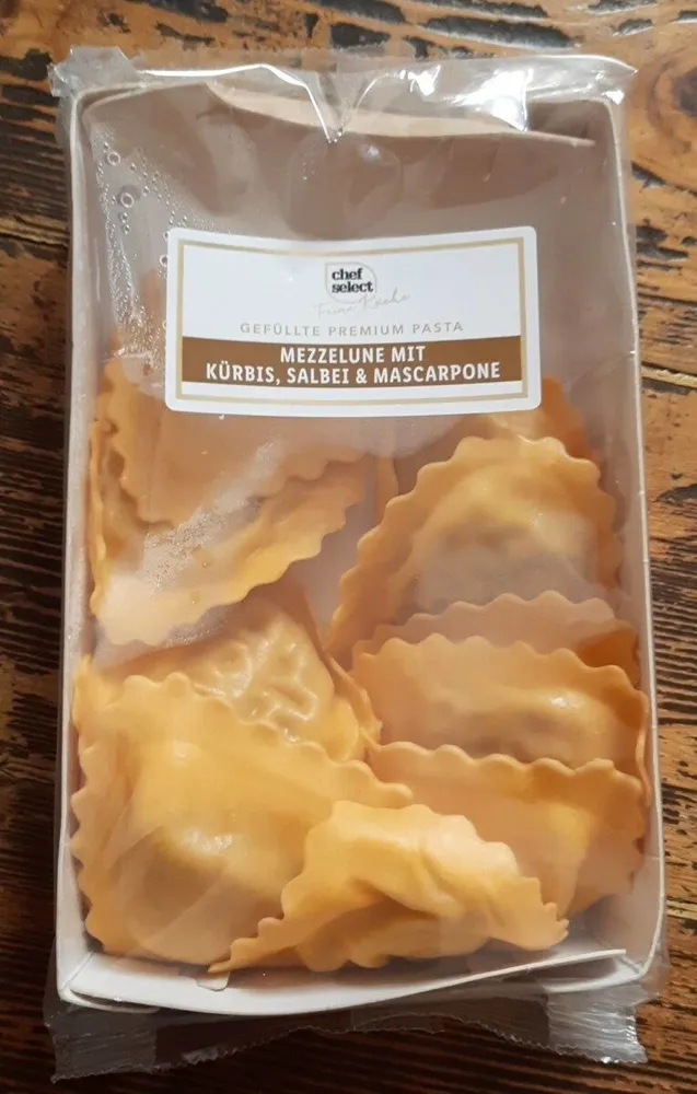 Gefüllte Pasta Kürbis, Salbei,Mascarpone