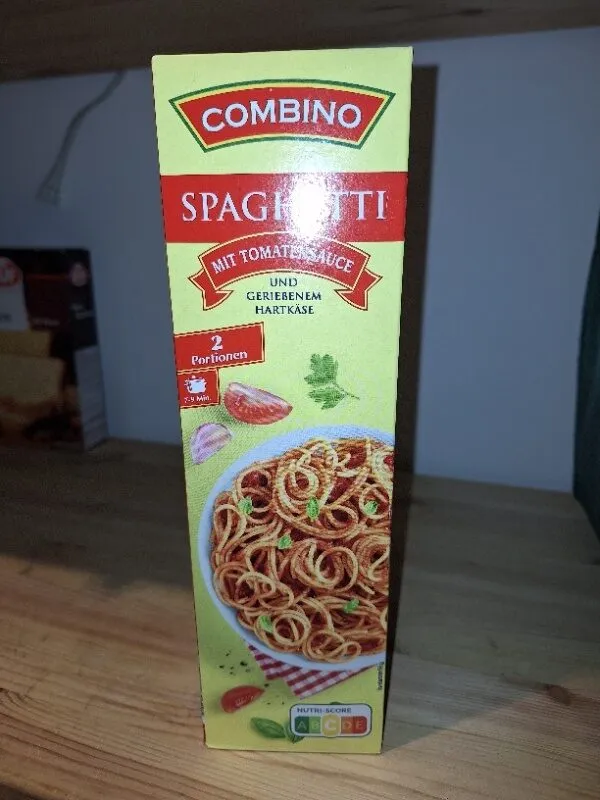 Spaghetti mit Tomatensauce
