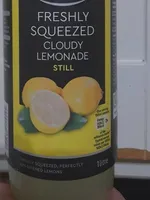 Freshly squeezed cloudy lemonade still
