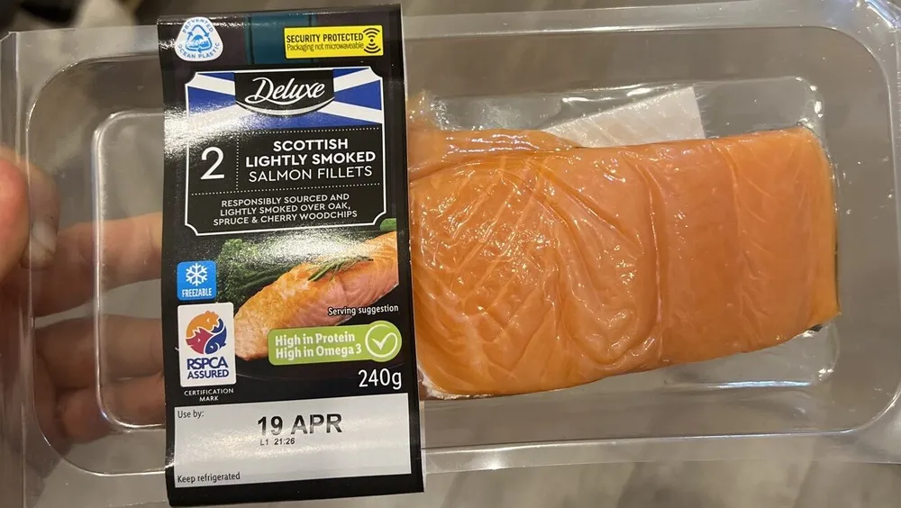 Scottish Lightly Smoked Salmon Fillets