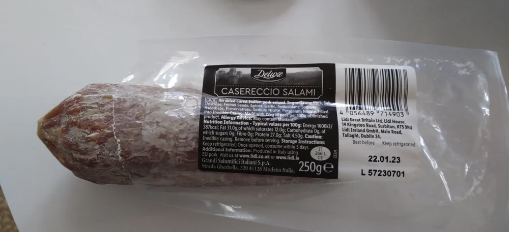 Casereccio salami