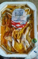 Filetti alici marinate con peperoncino