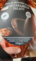 Uovo di cioccolato al latte con caramello salato