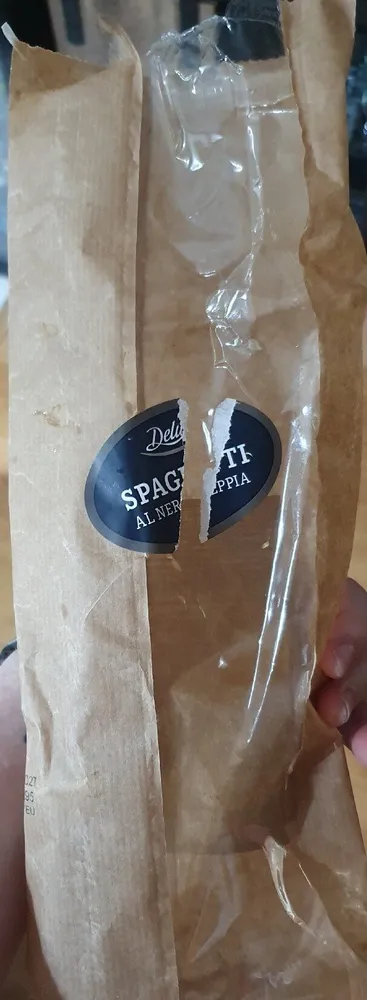 Spaghetti al Nero Di seppia