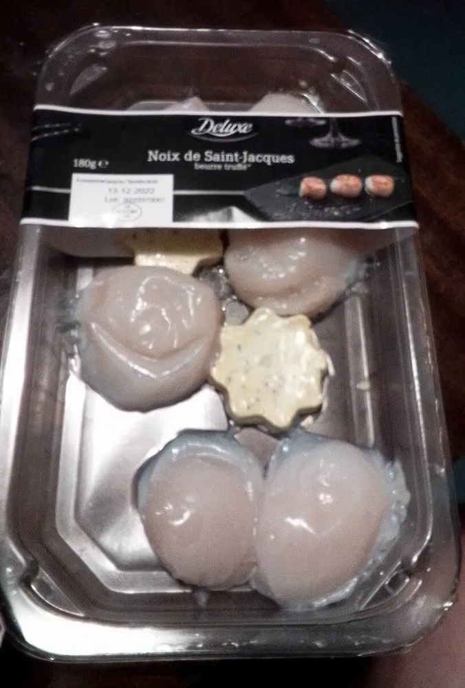 Noix de Saint Jacques au beurre truffé