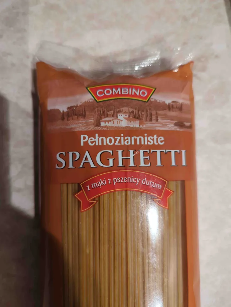 Spaghetti pełnoziarniste