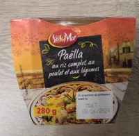 Paella au riz complet, poulet et légumes