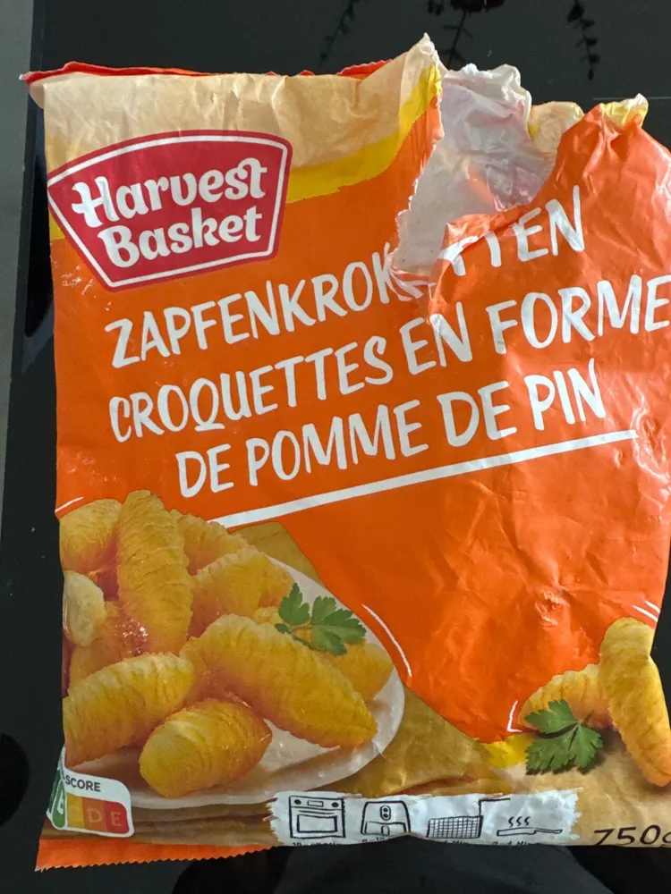 ZAPFENKROKETTEN CROQUETTES EN FORME DE POMME DE PIN