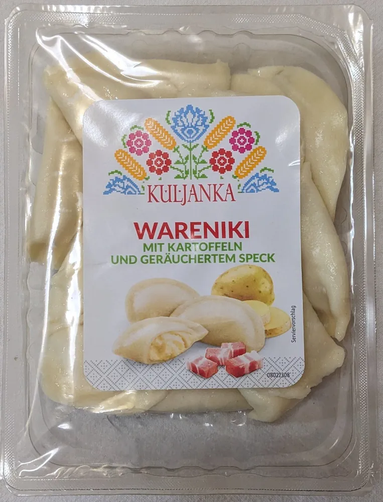 Wareniki mit Kartoffeln und geräuchertem Speck