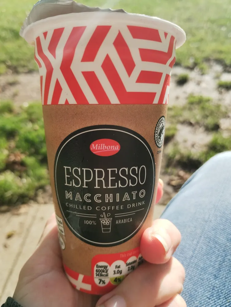 ESPRESSO MACCHIATO CHILLED COFFEE DRINK