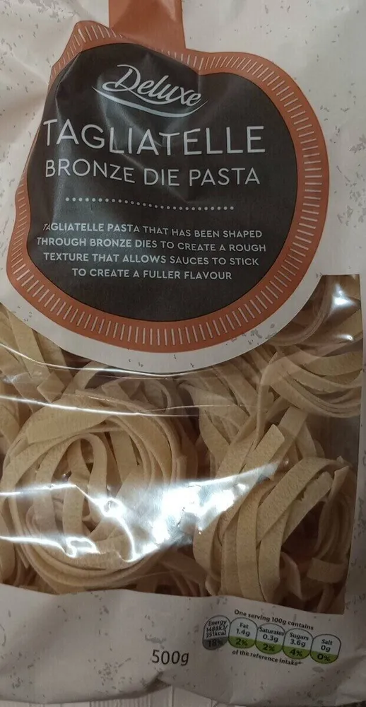 Tagliatelle bronze die pasta