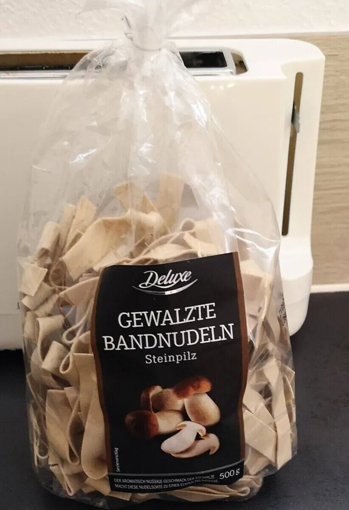 Gewalzte Bandnudeln