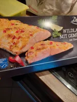 Wildlachsfilet mit Gemüseauflage