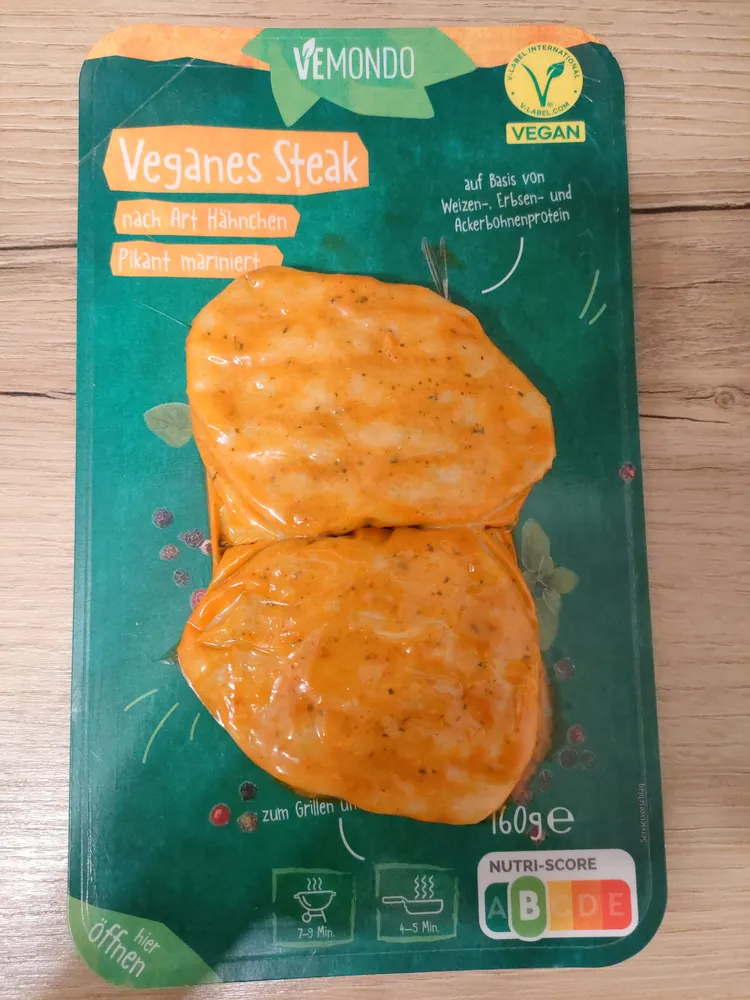Veganes Steak pikant mariniert